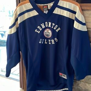 Edmonton Oilers hockey youth jersey